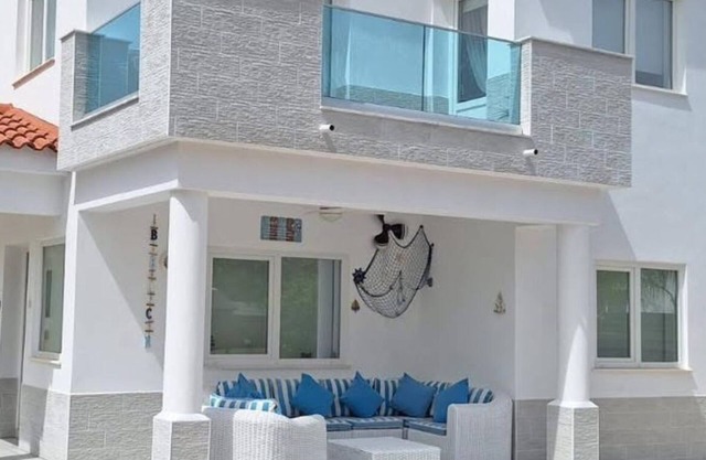 2 bedroom detached villa with private pool in Ayia Thekla