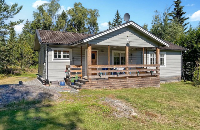 2 bedroom gorgeous home in Ljusterö