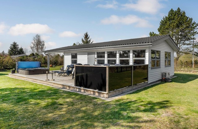 2 bedroom gorgeous home in Hadsund