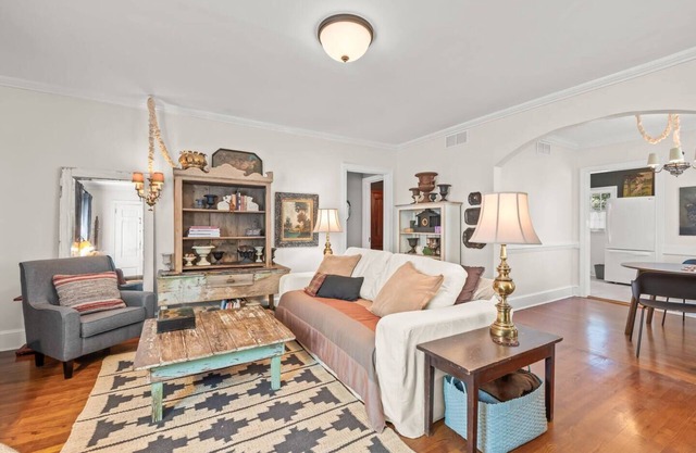 2 Bedroom in Emerywood, High Point, NC