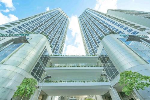 2 Bedroom Loft at Twin Oaks Place