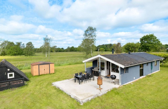 2 bedroom nice home in Hadsund