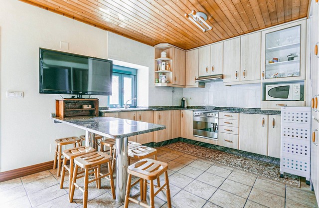 2 bedroom nice home in Carnota