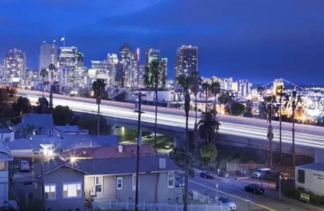 2 bedroom penthouse w/views!