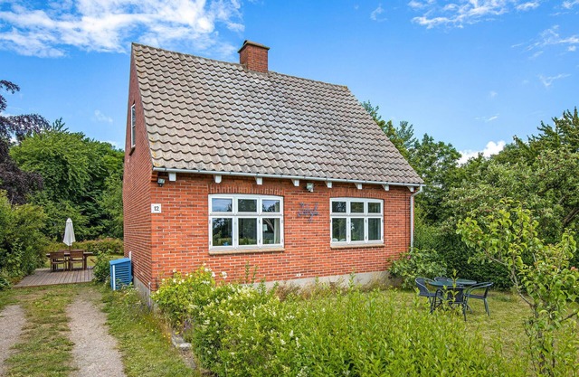 2 bedroom stunning home in Rønne