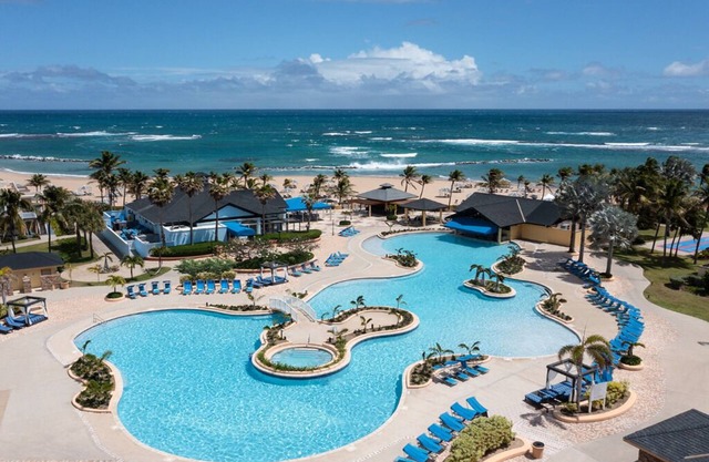 2 Bedroom Villa, Sleeps 8, Full Kitchen, St Kitts Beach Club Resort!