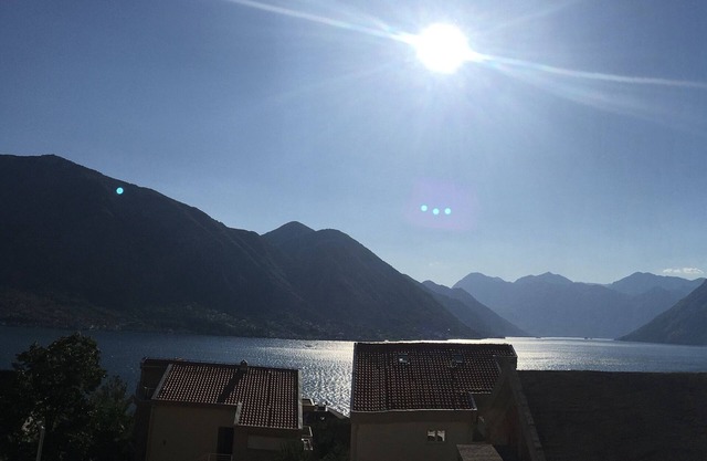 2 Beds, Fjord Panorama and Pool in Dobrota