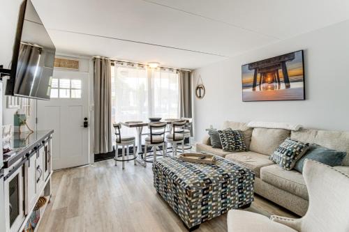 2 Blocks to Beach Modern Condo in North Wildwood!