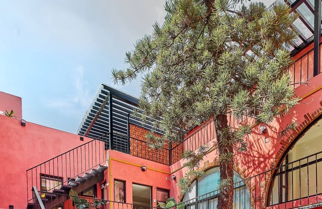 2 BR + 1 BA | Modern Apartment near Bellas Artes