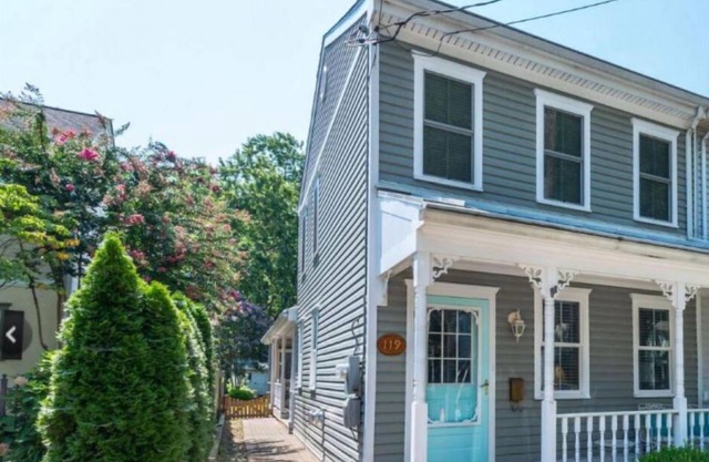 2 BR home on quiet street in Eastport with lovely screened porch.