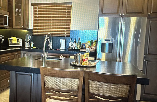 2 BR OCEANFRONT ELITE PENTHOUSE JUST STEPS FROM THE BEACH