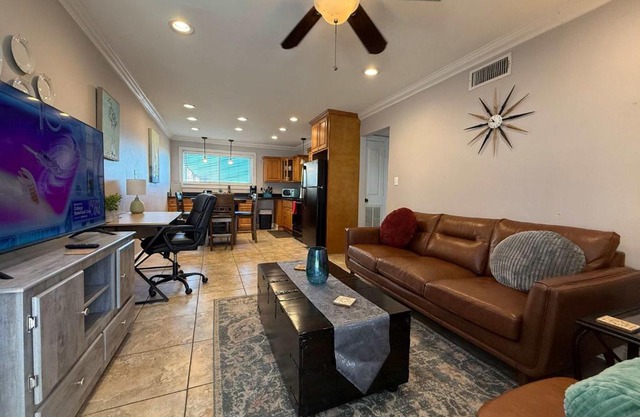 2 br with Pool & washer dryer