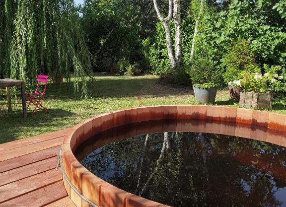 2 chambres avec jardin et jacuzzi dans une maison familiale