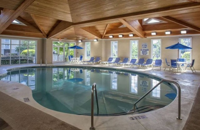 2 Family Suites by the Lazy River – Great for Scenic Views and Relaxing Moments