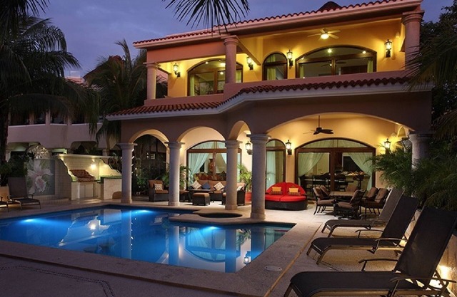 2 Fantastic Luxury Villas on Golf course 2 Heated pools Puerto Aventuras