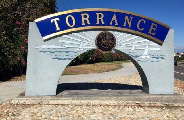 2 Great Units for Families! Pool, Parking, Near Attractions