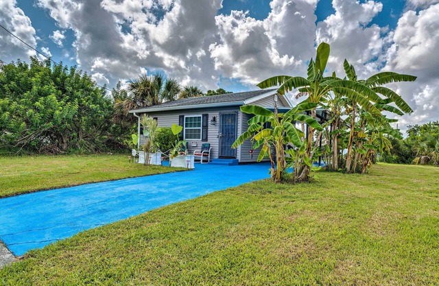 2 Mi to Beach: Canal-Front Home in Hudson!