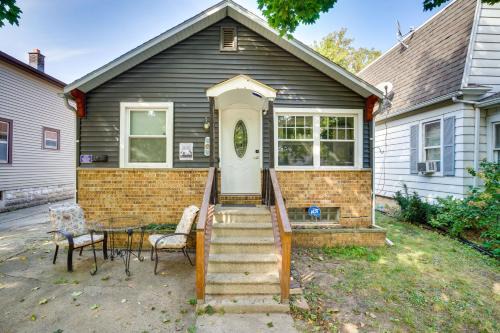 2 Mi to Lake Winnebago Cozy Fond du Lac Studio