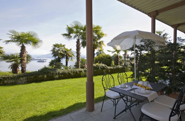 2-room apartment with terrace and garden in an Art Nouveau villa with communal pool