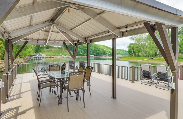 2-Story Dock & Deck at Huge Family Home in Doyle!