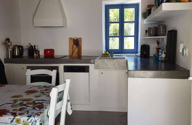 2 Tiny houses for 2 couples or Family