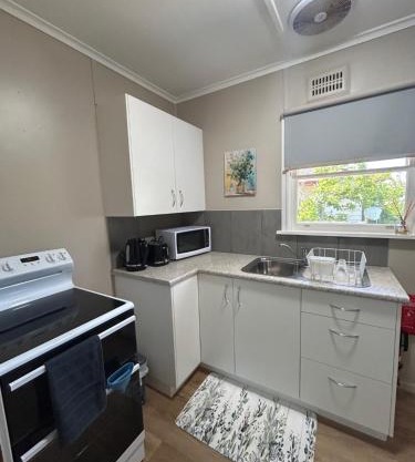 #2 Waddell Studio Apartment