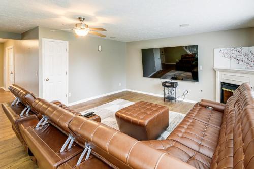 20 Mi to Colts Games and Indy 500 Family Getaway!