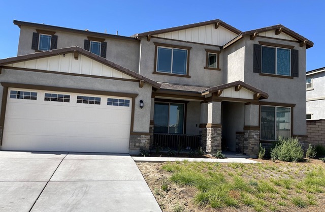 20 Minutes from Pechanga Casino* Menifee, CA. 6 bedrooms 5 bathroom House