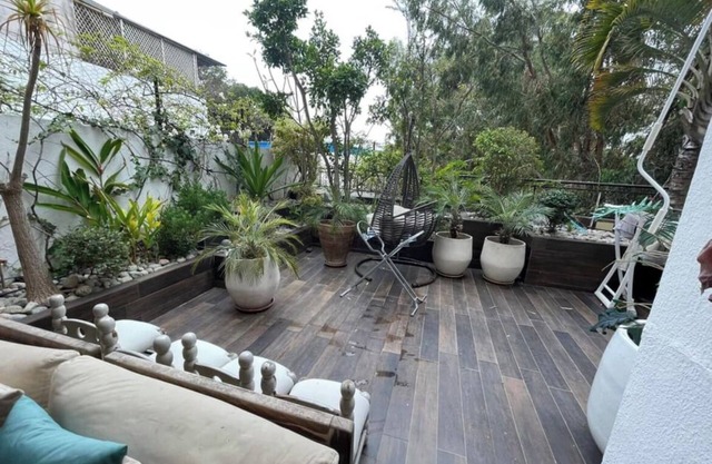 200m3 loft in the heart of the 15th arrondissement, completely refurbished!
