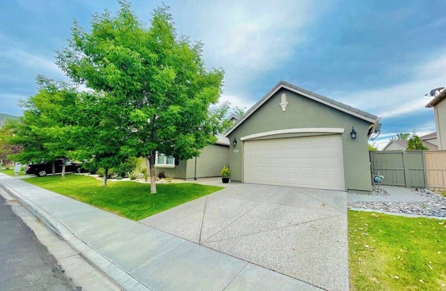 22 Min to Ski 5 TVs Sleeps 13