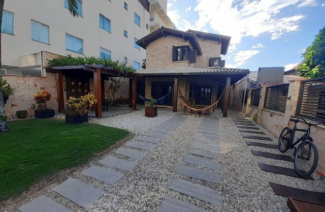 262, Beautiful 2 Bedroom Home With Wonderful Patio