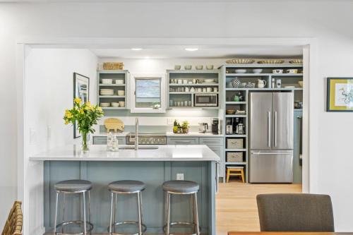 27 Inlet Cove Cottage by Akers Ellis Rentals