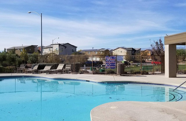 2B/2B House, Gated near Aliente Casino, Near VA Hosp, Speedway, Fremont, Strip