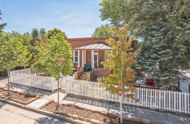 2BD/1B Santa Fe by Plaza, Railyard & Canyon Rd. Pet Friendly.