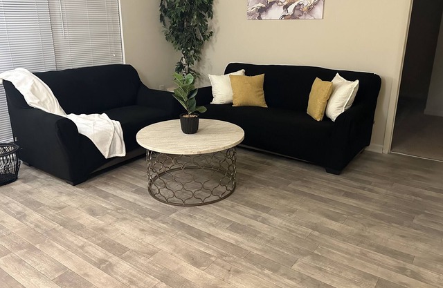 2Bd Apartment Near Interstate 15 Mins to Almost Anywhere