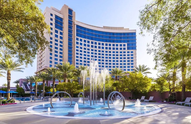 2Bed/2Bath Deluxe Unit in Gorgeous Desert Blue Resort in Las Vegas!