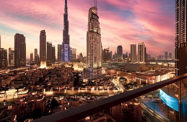 2BR | 2 Pools & Gym | Burj Khalifa | Dubai Mall