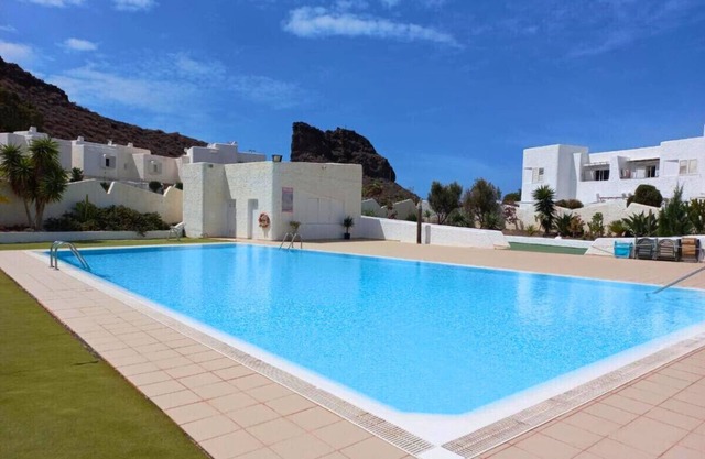 2BR Home - 3 min to Agaete Beach - Pool