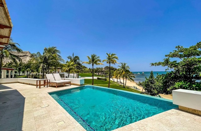 2BR Villa w/pool at Las Verandas (1)