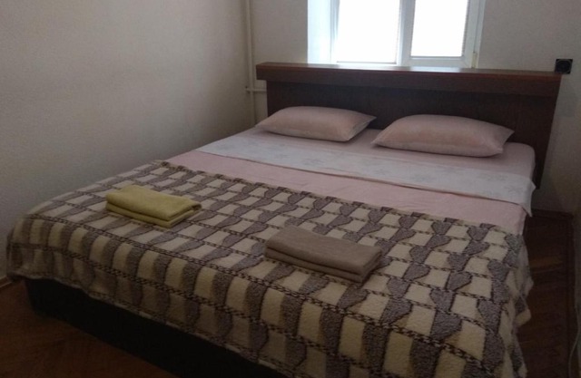 3- х комнатная квартира в центре