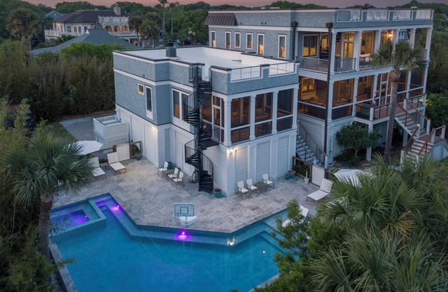 💖3 53rd Ave~ Stunning Ocean Views, Pool, Hot Tub, Elevator, Mother-in-law Suite💖