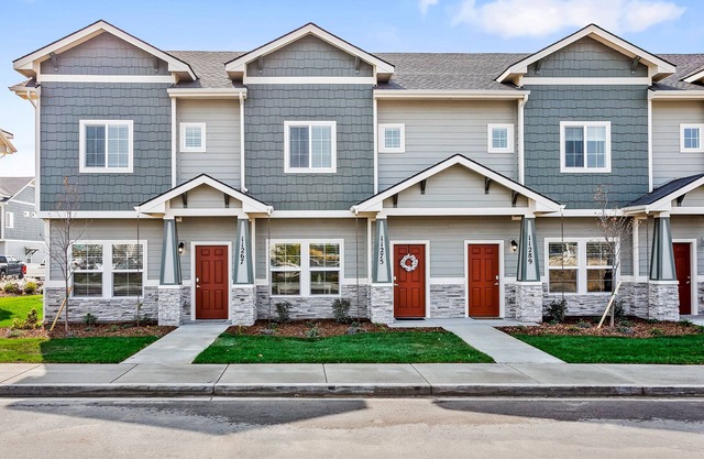 3 Adjacent Homes | Near The Village | Sleeps 18