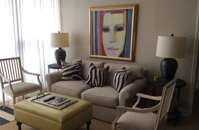 3 Bd/3 Ba Conveniently Located Near Market & High Point University