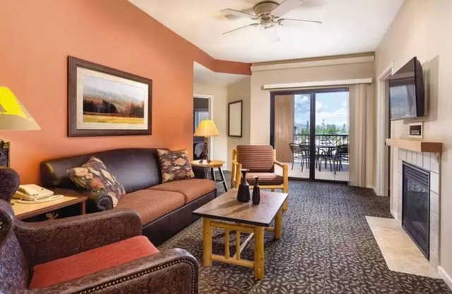 3 BD West Yellowstone Condominium - Sleeps 6 adults