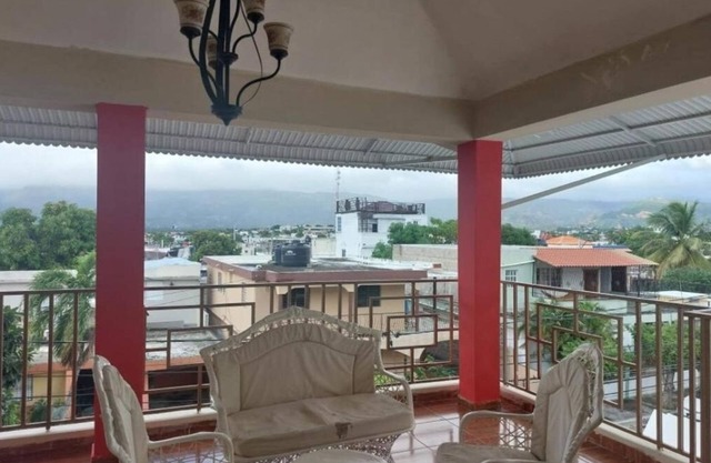 3-bedroom apartment in fantastic Santiago de los Caballeros with WiFi, AC