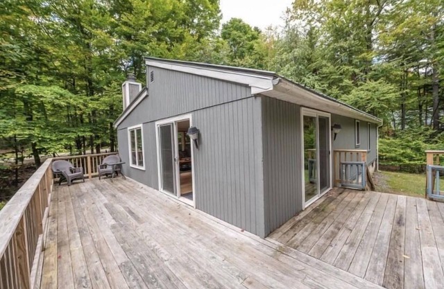 3 bed 2 bath 10 minutes to my snow 20 minutes to stratton