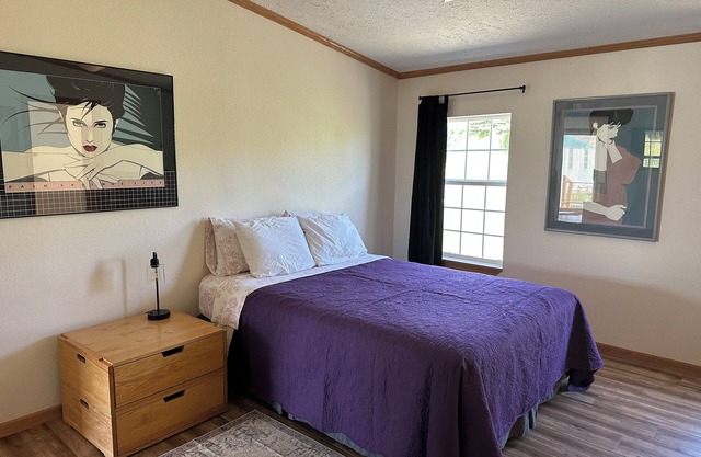 3 Bedroom, 2 Bath in Farm Hills of Livingston