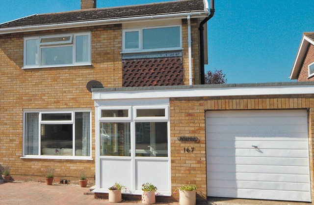3 bedroom accommodation in Gorleston-on-Sea