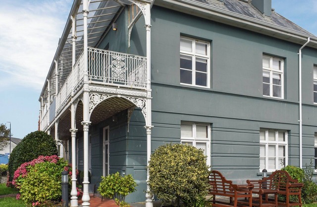 3 bedroom accommodation in Aberystwyth