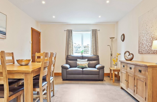 3 bedroom accommodation in Arnside, near Carnforth